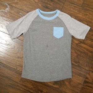 Pocket tee. Worn twice. Size 4-5